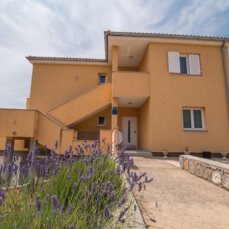Apartments Sanjin Kornić Buitenkant foto