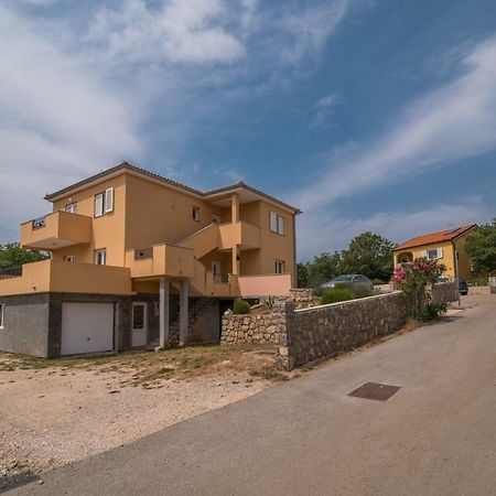 Apartments Sanjin Kornić Buitenkant foto