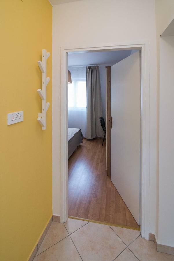 Apartments Sanjin Kornić Buitenkant foto